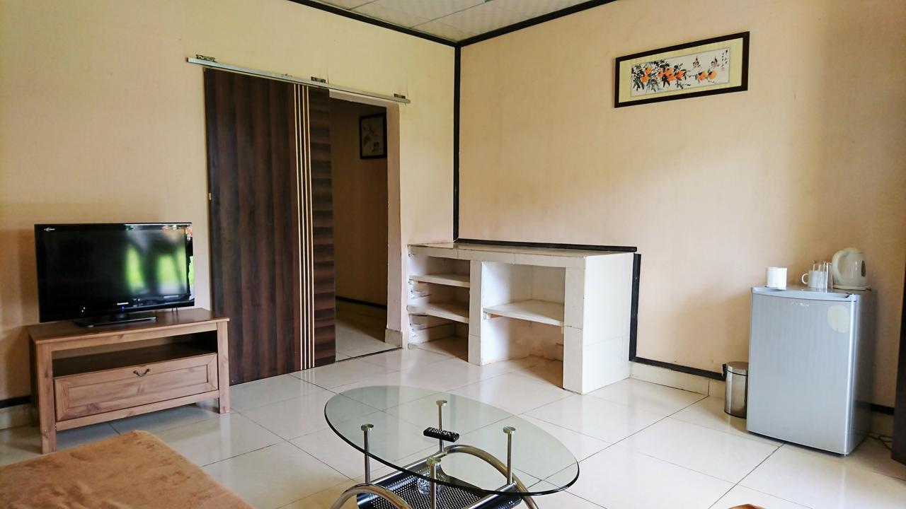 Hotel Chez Wou 吳家園 Himeur al Goz Dış mekan fotoğraf