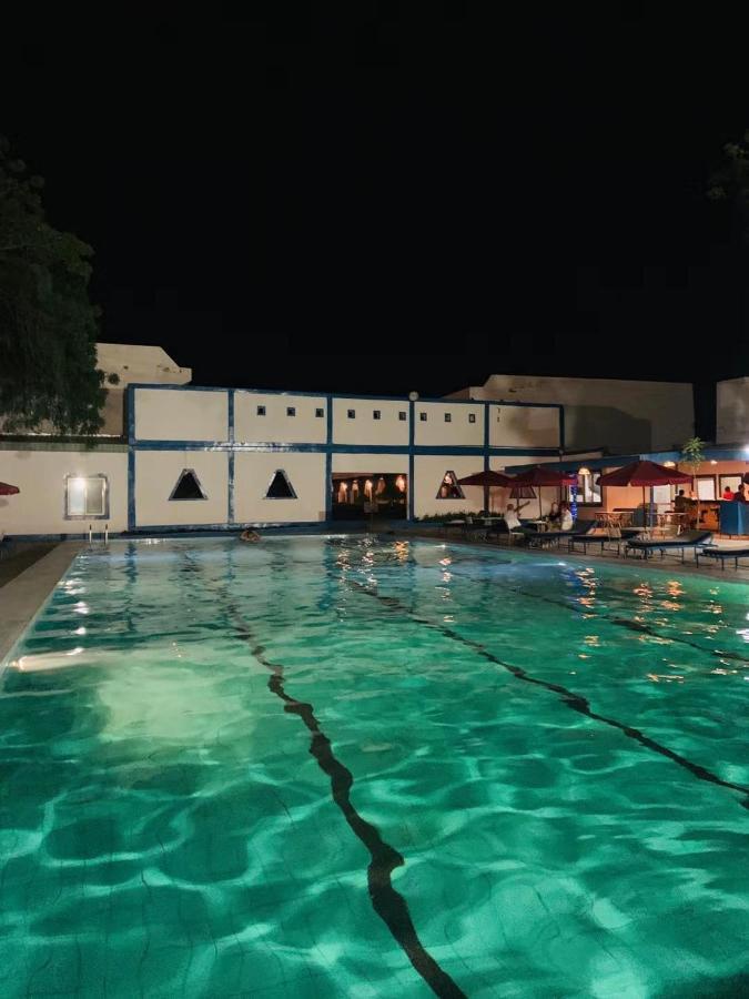 Hotel Chez Wou 吳家園 Himeur al Goz Dış mekan fotoğraf